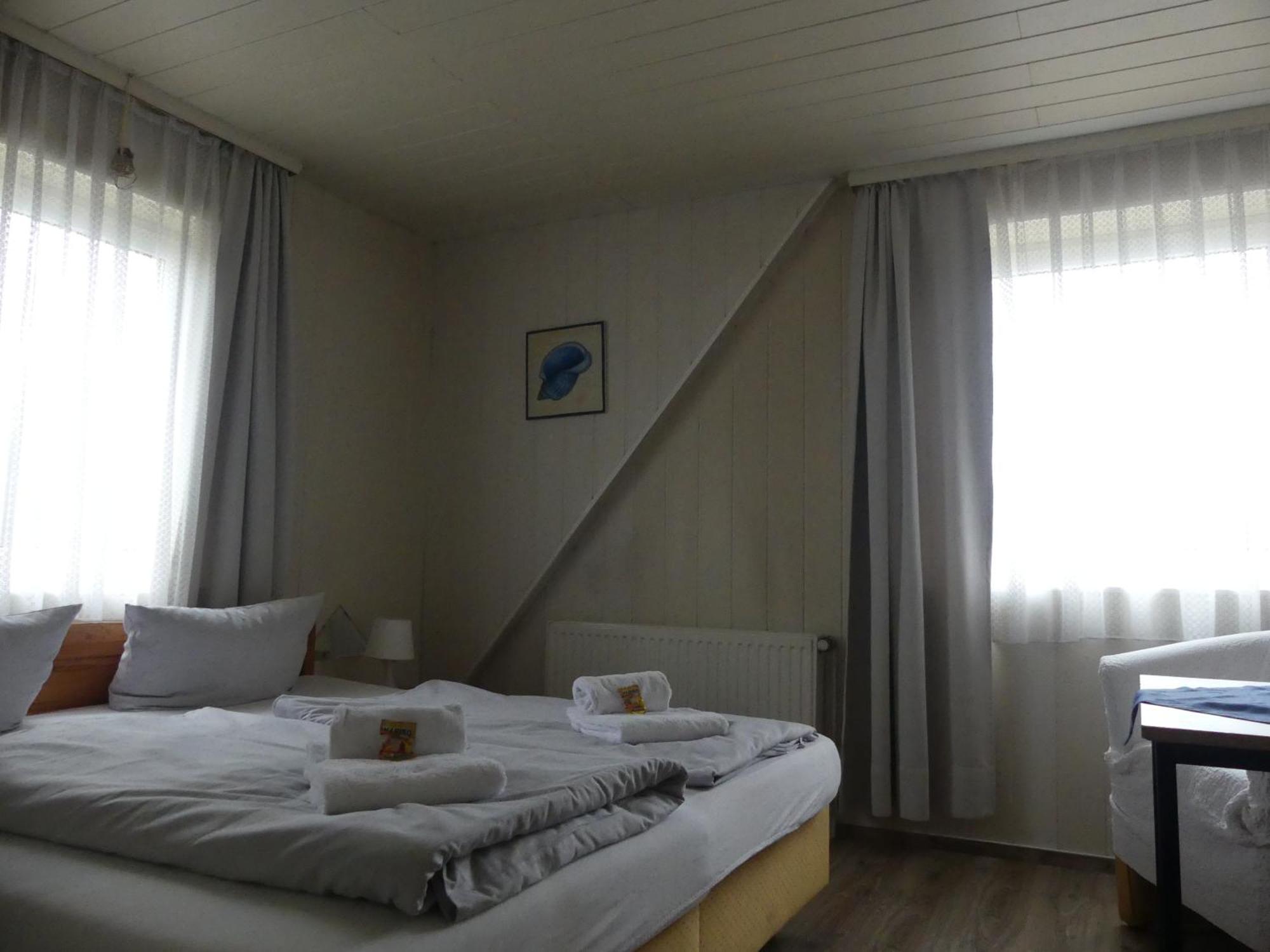 Landgasthaus Fecht Aurich Esterno foto